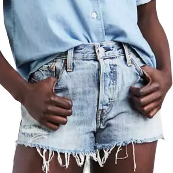 Levi's 501 Jean Shorts Cut Off Light Wash Distressed Mid Rise Button Blue 31" - Picture 1 of 6